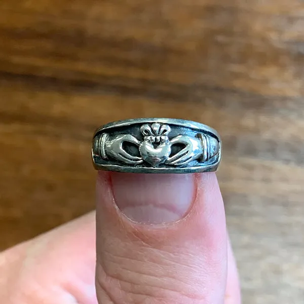Claddagh Band - Sterling Silver