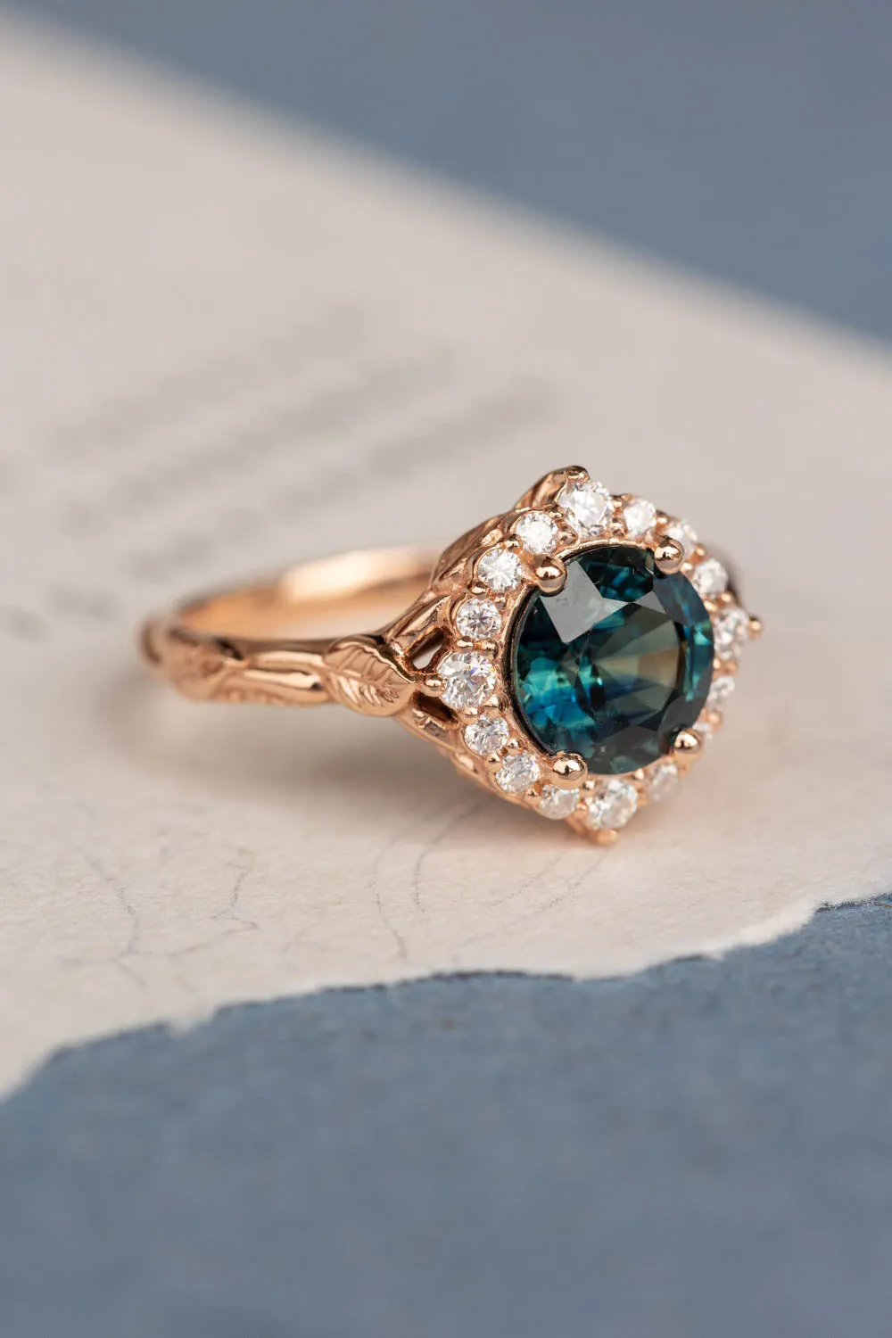 Florentina | custom engagement ring setting for round cut gemstone 8 mm