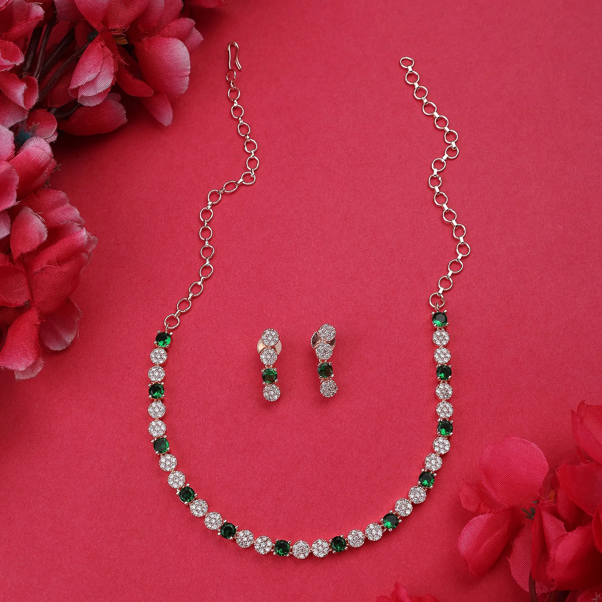 Green-White Leaf Necklace