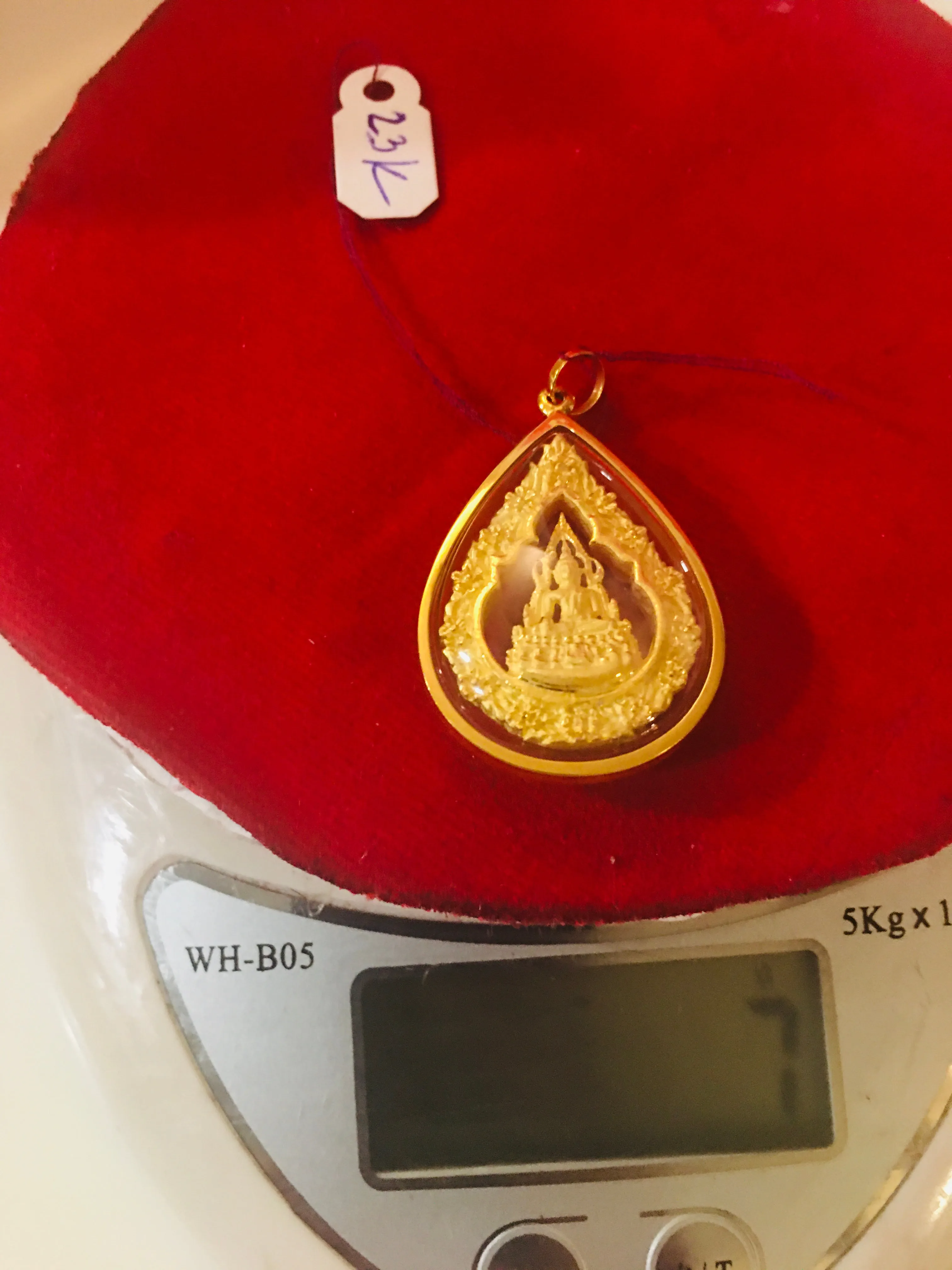 Item no. SP1030 Bangkok Queen Elizabeth Pendant 7grams